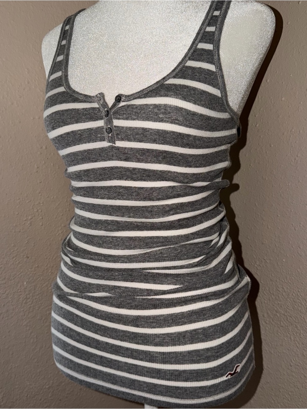 Vintage Y2K Hollister 2000s Striped Henley Tank Top - Picture 3 of 8